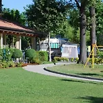 Rose Camping Dormelletto