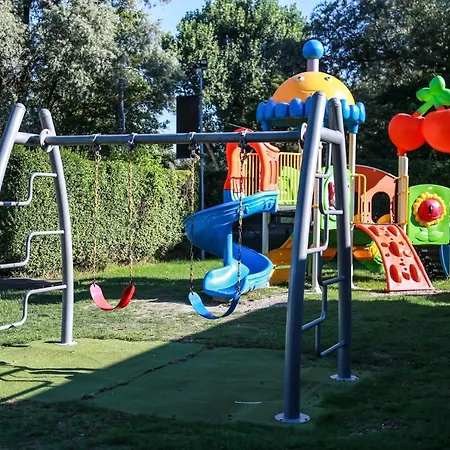 אתר קמפינג Rose דורמלטו