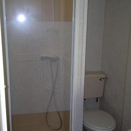 Rose אתר קמפינג 2*