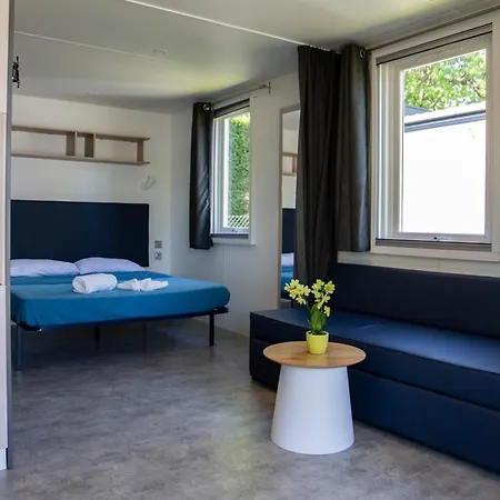 Camping Rose 2*