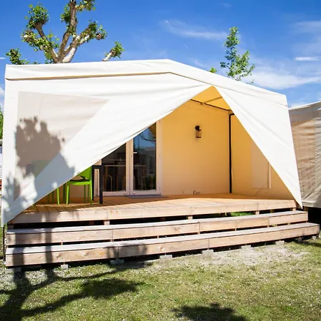 Camping Rose