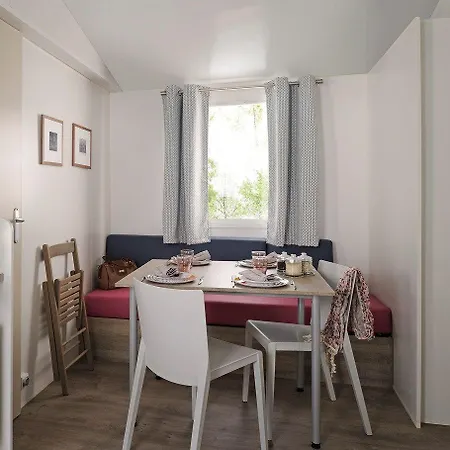 אתר קמפינג Rose דורמלטו