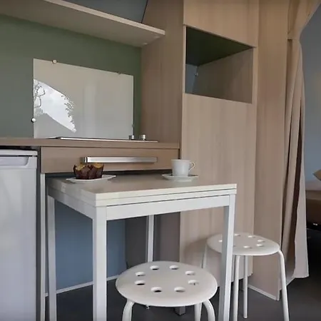 אתר קמפינג Rose דורמלטו