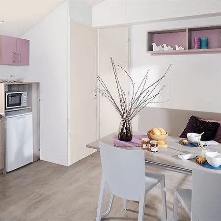 אתר קמפינג Rose 2*