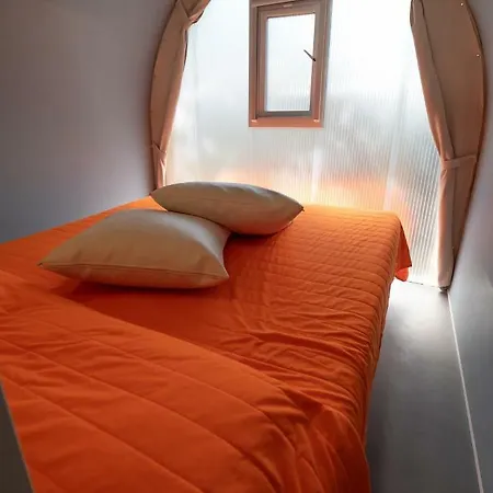 אתר קמפינג Rose 2*