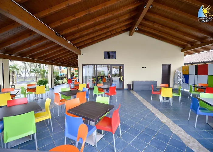 玫瑰度假营 2* 多米勒托