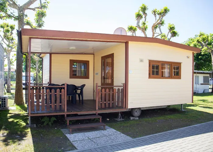 营地 玫瑰度假营 2*